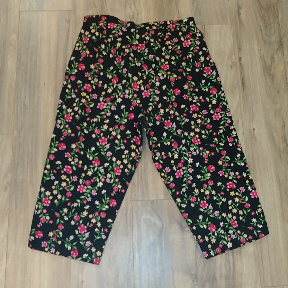 Sold Floral Capri pants